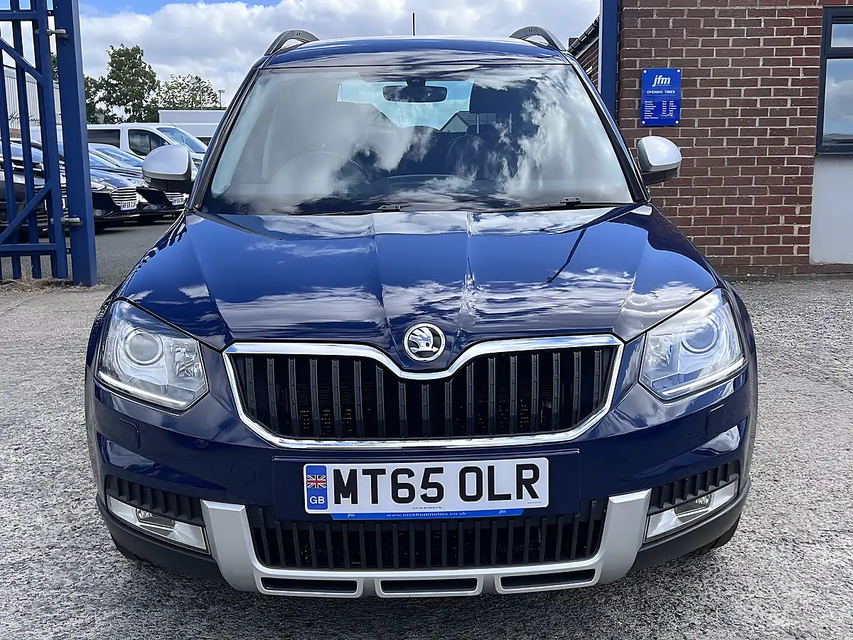 Used 2016 Skoda Yeti Se L Outdoor Pacific Blue - Interior and Exterior details 19