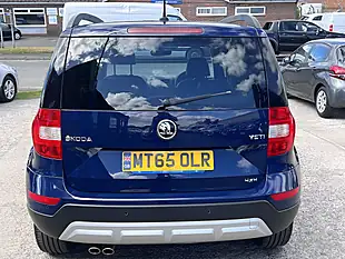 Used 2016 Skoda Yeti Se L Outdoor Pacific Blue - Interior and Exterior details 7