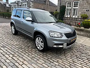 Used 2016 Skoda Yeti Se L Outdoor Quartz Grey - Interior and Exterior details 4