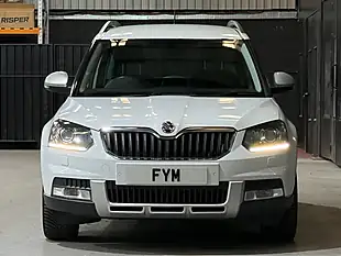 Used 2016 Skoda Yeti Se L Outdoor White - Interior and Exterior details 7