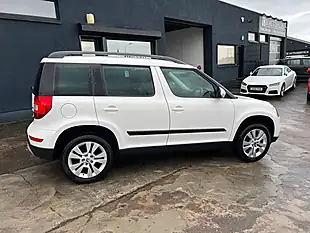 Used 2016 Skoda Yeti Se L White - Interior and Exterior details 3