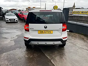 Used 2016 Skoda Yeti Se L White - Interior and Exterior details 5
