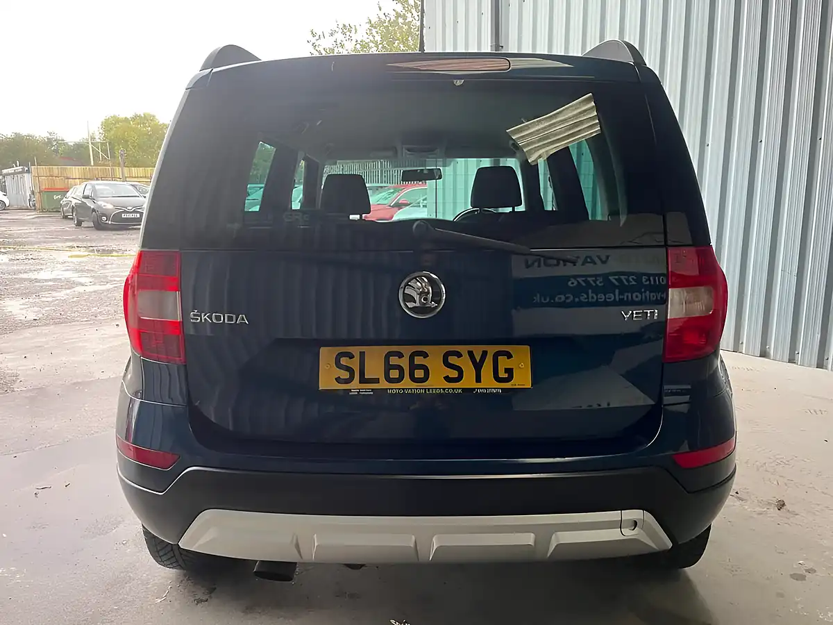 Used 2016 Skoda Yeti Se Outdoor Blue - Interior and Exterior details 10