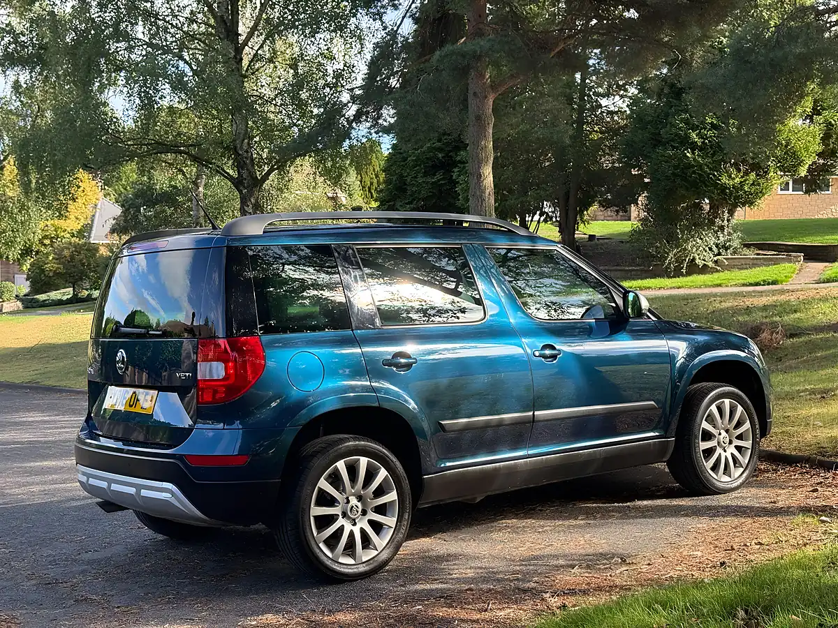 Used 2016 Skoda Yeti Se Outdoor Blue - Interior and Exterior details 20