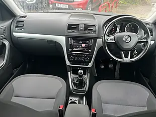 Used 2016 Skoda Yeti Se Outdoor Grey - Interior and Exterior details 13