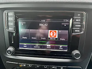 Used 2016 Skoda Yeti Se Outdoor Grey - Interior and Exterior details 4
