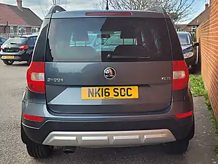 Used 2016 Skoda Yeti Se Outdoor Grey - Interior and Exterior details 4
