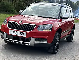 Used 2016 Skoda Yeti Se Red - Interior and Exterior details 10