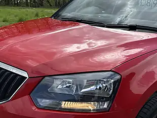 Used 2016 Skoda Yeti Se Red - Interior and Exterior details 11