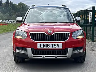 Used 2016 Skoda Yeti Se Red - Interior and Exterior details 2
