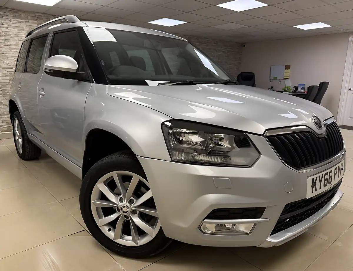 Used 2016 Skoda Yeti Se Silver - Front View