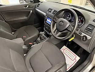 Used 2016 Skoda Yeti Se Silver - Interior and Exterior details 5