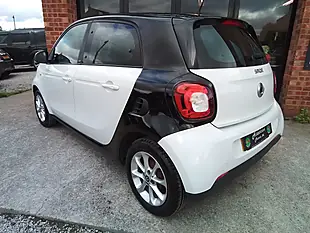 Used 2016 Smart Forfour Passion White - Interior and Exterior details 12