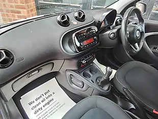 Used 2016 Smart Forfour Passion White - Interior and Exterior details 15