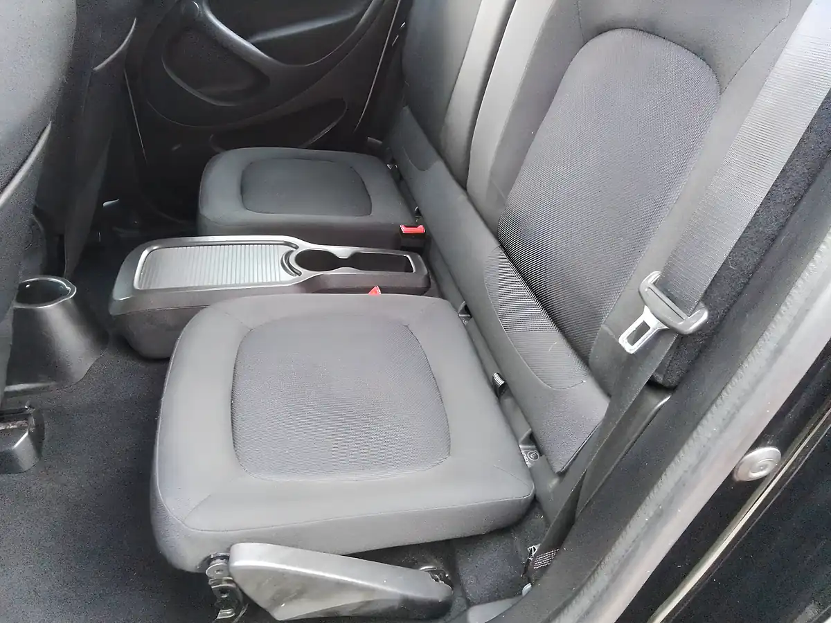 Used 2016 Smart Forfour Passion White - Interior and Exterior details 19