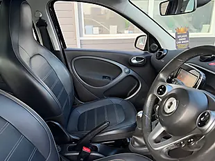 Used 2016 Smart Forfour Prime (premium Plus) Black - Interior and Exterior details 12