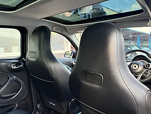 Used 2016 Smart Forfour Prime (premium Plus) Black - Interior and Exterior details 18