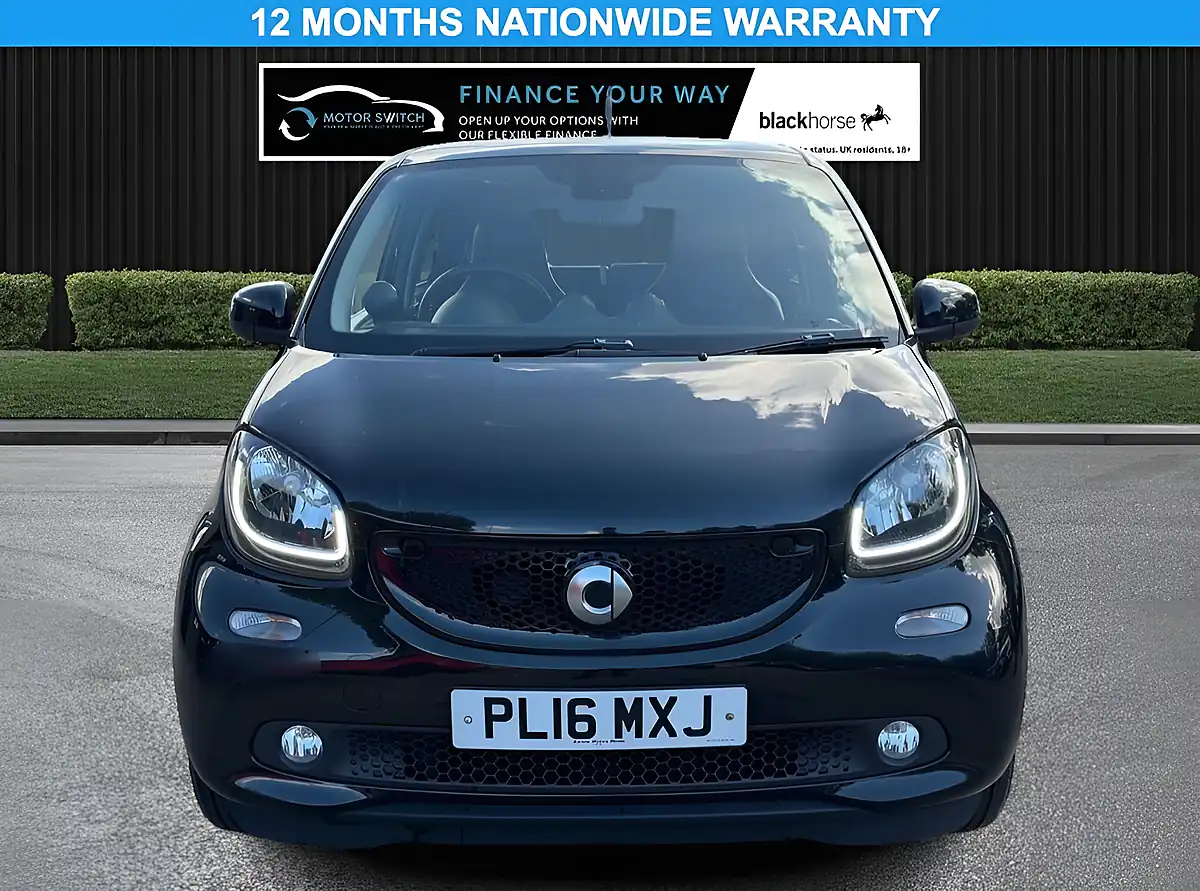 Used 2016 Smart Forfour Prime (premium Plus) Black - Interior and Exterior details 2