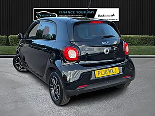 Used 2016 Smart Forfour Prime (premium Plus) Black - Interior and Exterior details 8