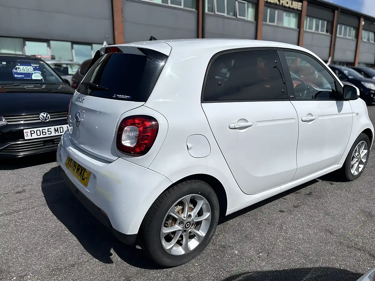 Used 2016 Smart Fortwo - Interior and Exterior details 6