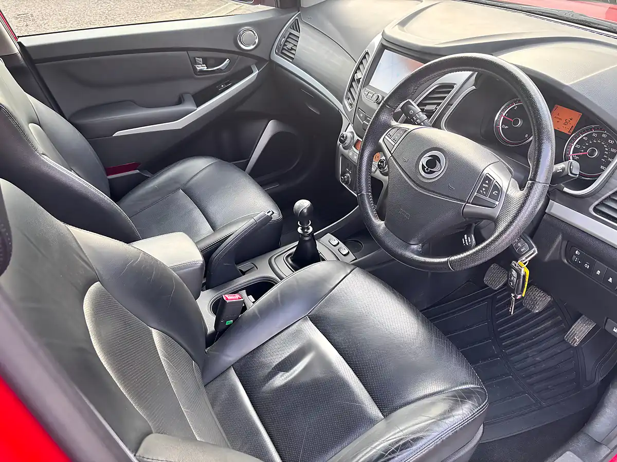 Used 2016 Ssangyong Korando Elx Red - Interior and Exterior details 13