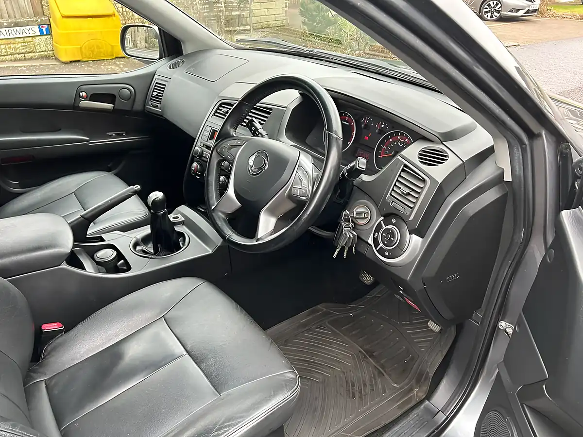 Used 2016 Ssangyong Korando Sports Ex Pickup Double Cab Grey - Interior and Exterior details 8