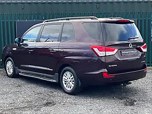 Used 2016 Ssangyong Rodius Ex Red - Interior and Exterior details 4