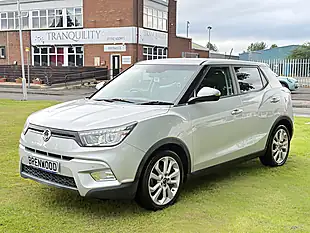 Used 2016 Ssangyong Tivoli Elx Silver - Interior and Exterior details 2
