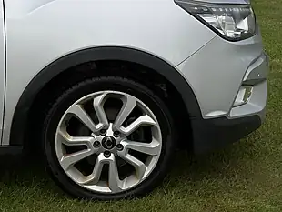Used 2016 Ssangyong Tivoli Elx Silver - Interior and Exterior details 6