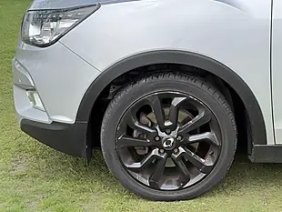 Used 2016 Ssangyong Tivoli Elx Silver - Interior and Exterior details 10