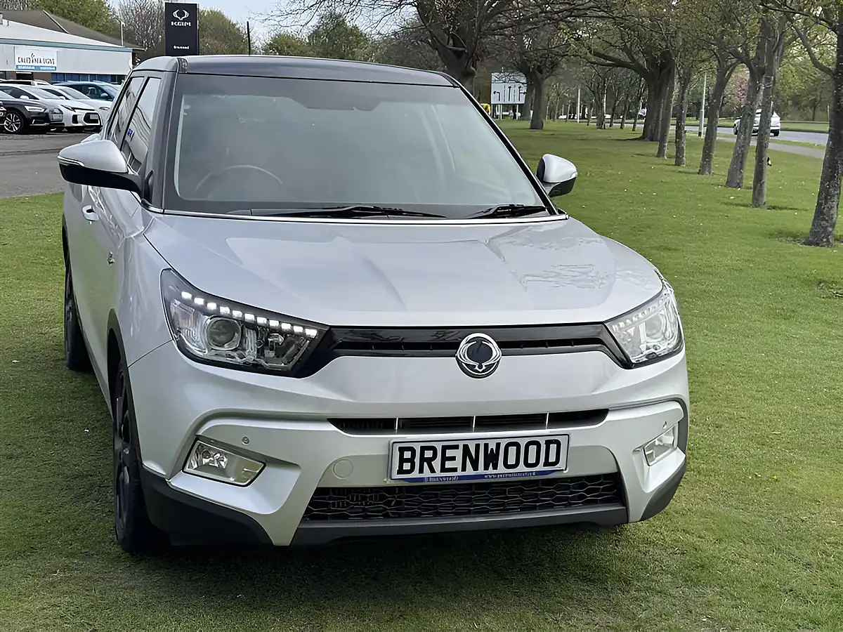 Used 2016 Ssangyong Tivoli Elx Silver - Interior and Exterior details 2
