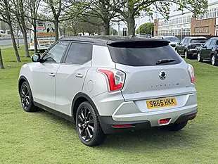 Used 2016 Ssangyong Tivoli Elx Silver - Interior and Exterior details 5