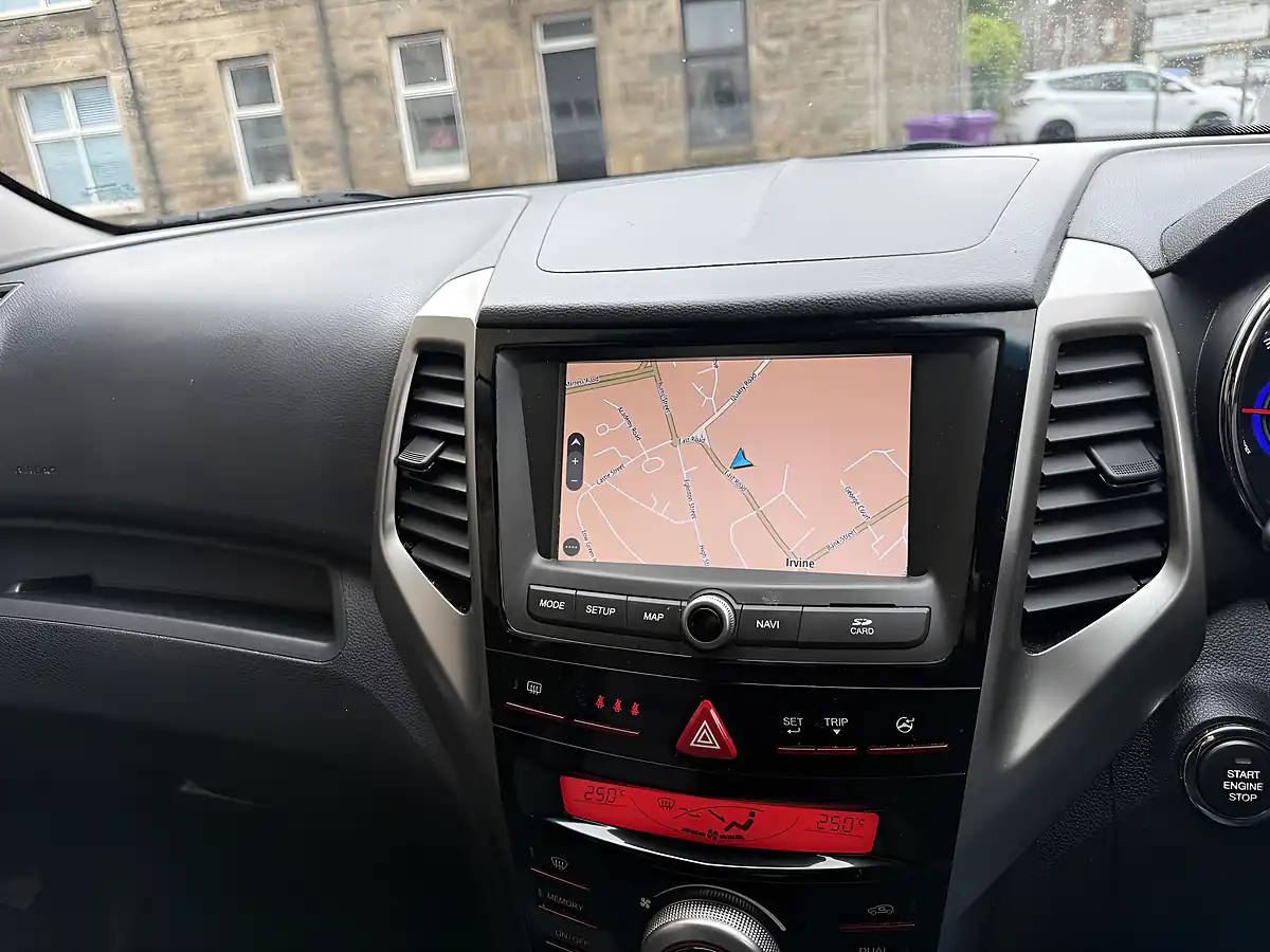 Used 2016 Ssangyong Tivoli Elx White - Interior and Exterior details 12
