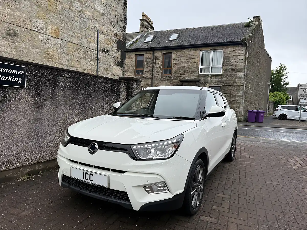 Used 2016 Ssangyong Tivoli Elx White - Interior and Exterior details 3