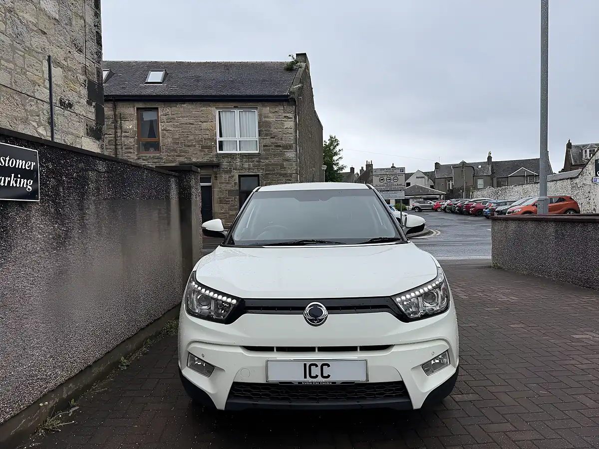 Used 2016 Ssangyong Tivoli Elx White - Interior and Exterior details 5