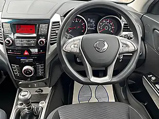 Used 2016 Ssangyong Tivoli Se Grey - Interior and Exterior details 17