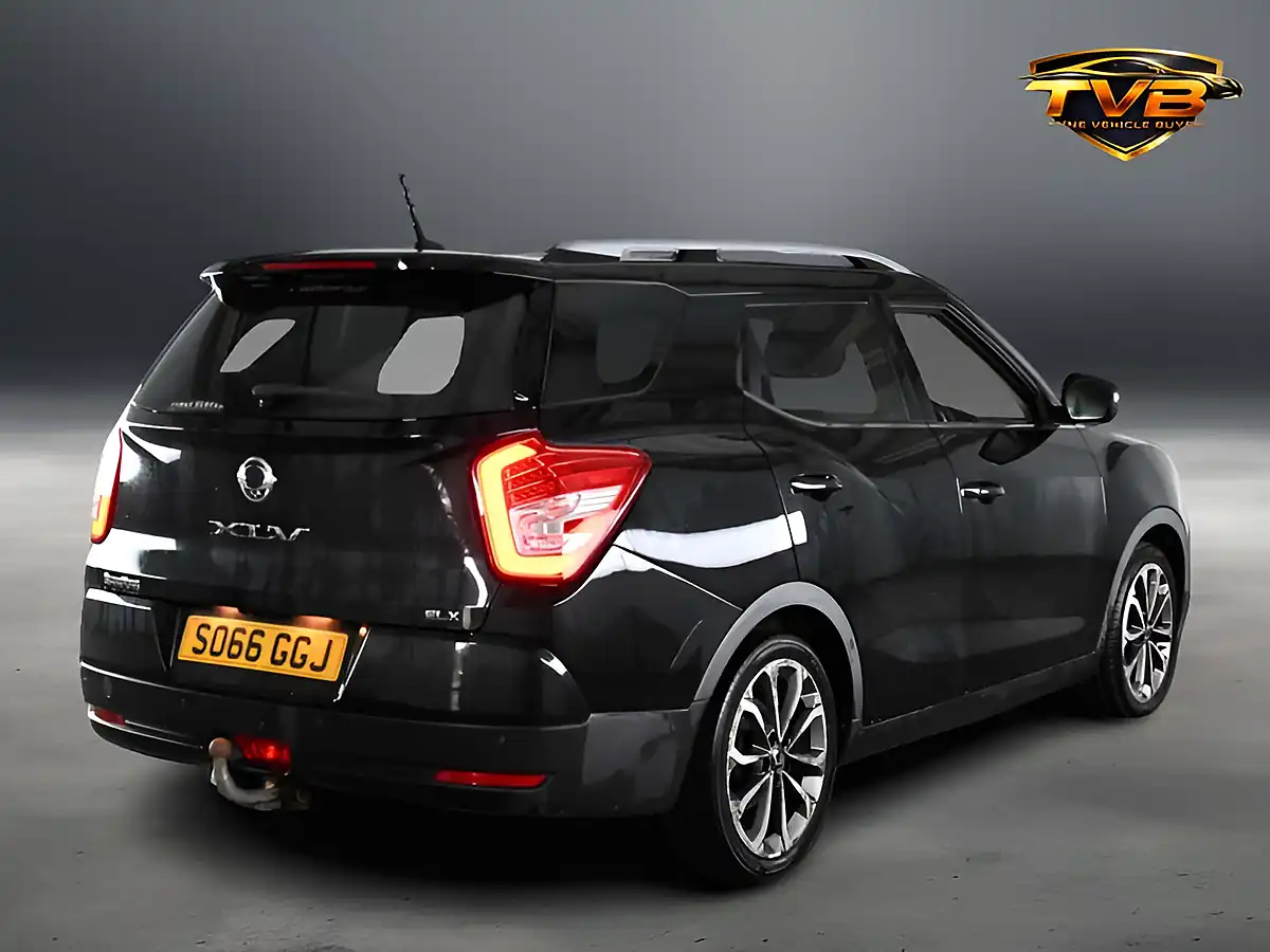 Used 2016 Ssangyong Tivoli Xlv Elx Black - Interior and Exterior details 2
