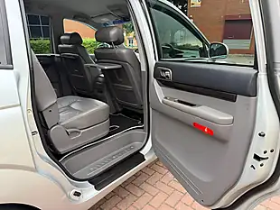 Used 2016 Ssangyong Turismo Elx Silver - Interior and Exterior details 14