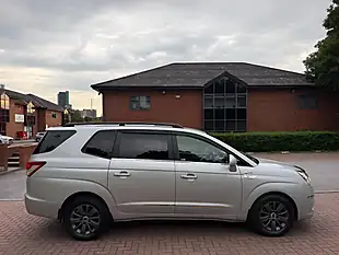 Used 2016 Ssangyong Turismo Elx Silver - Interior and Exterior details 3