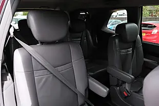 Used 2016 Ssangyong Turismo Ex Red - Interior and Exterior details 13