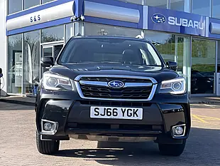 Used 2016 Subaru Forester Black - Interior and Exterior details 10