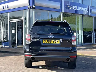 Used 2016 Subaru Forester Black - Interior and Exterior details 6
