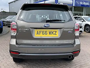Used 2016 Subaru Forester Gold - Interior and Exterior details 6