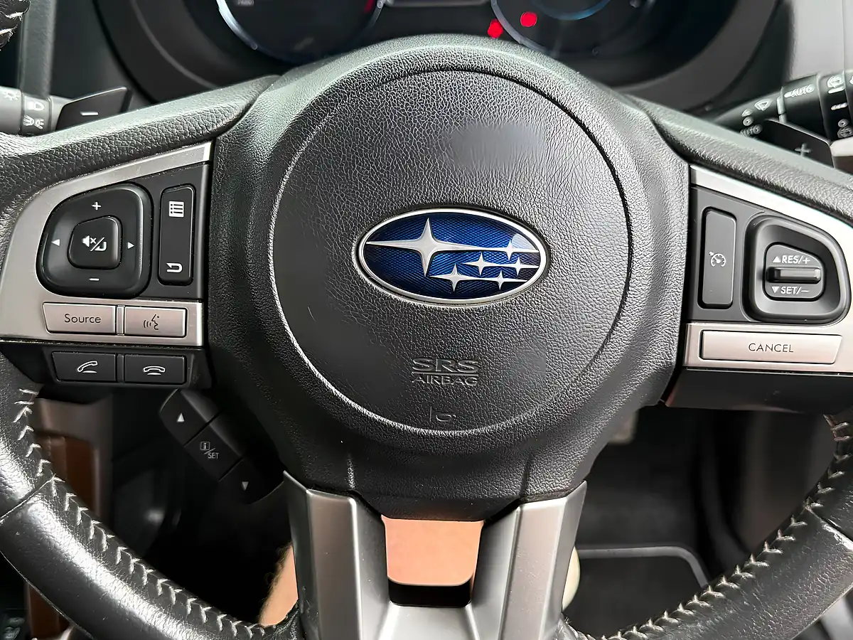 Used 2016 Subaru Forester Xc Hunter Pack Green - Interior and Exterior details 15