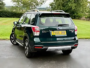 Used 2016 Subaru Forester Xc Hunter Pack Green - Interior and Exterior details 5