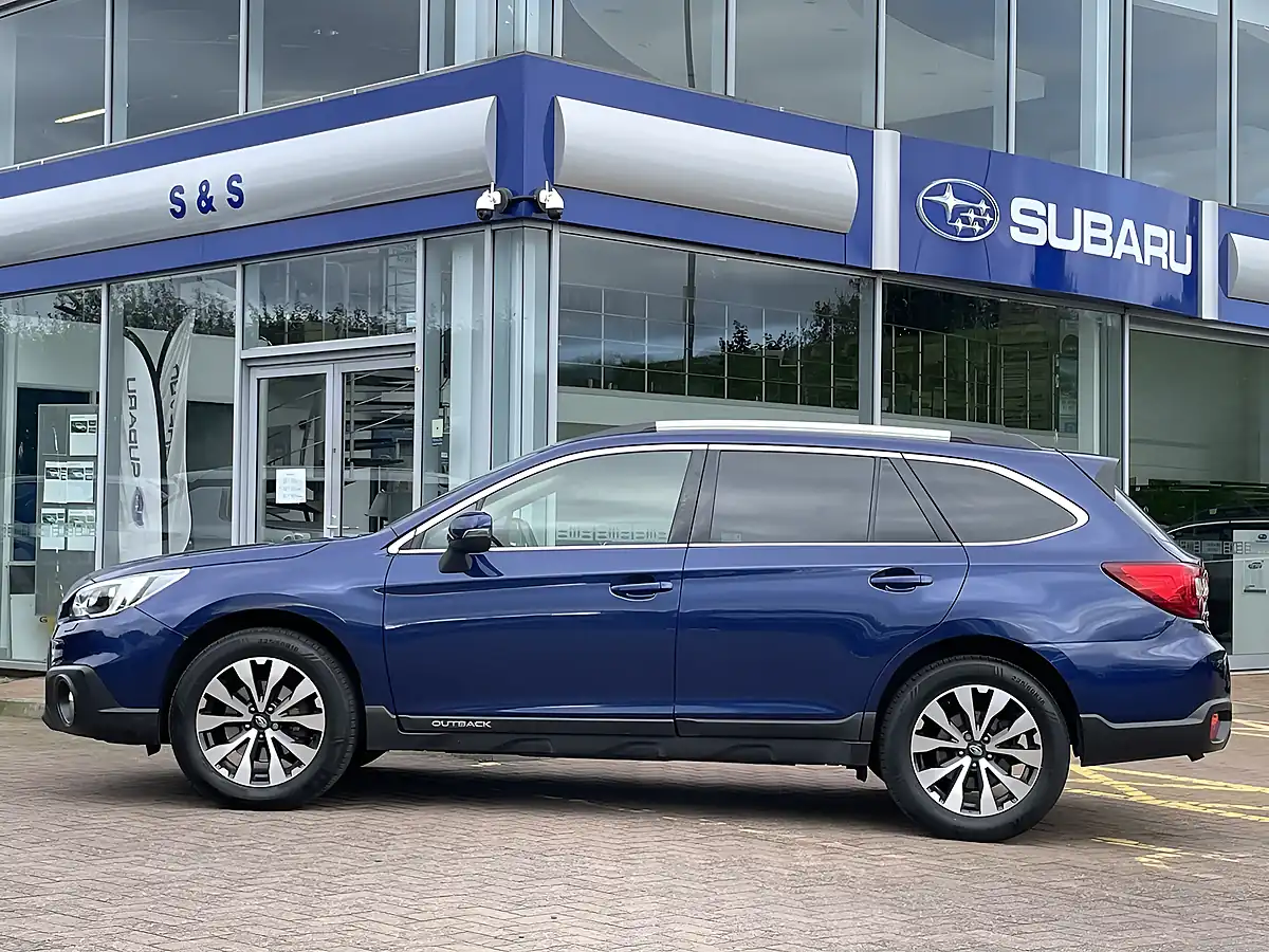 Used 2016 Subaru Outback Se Premium Blue - Interior and Exterior details 8