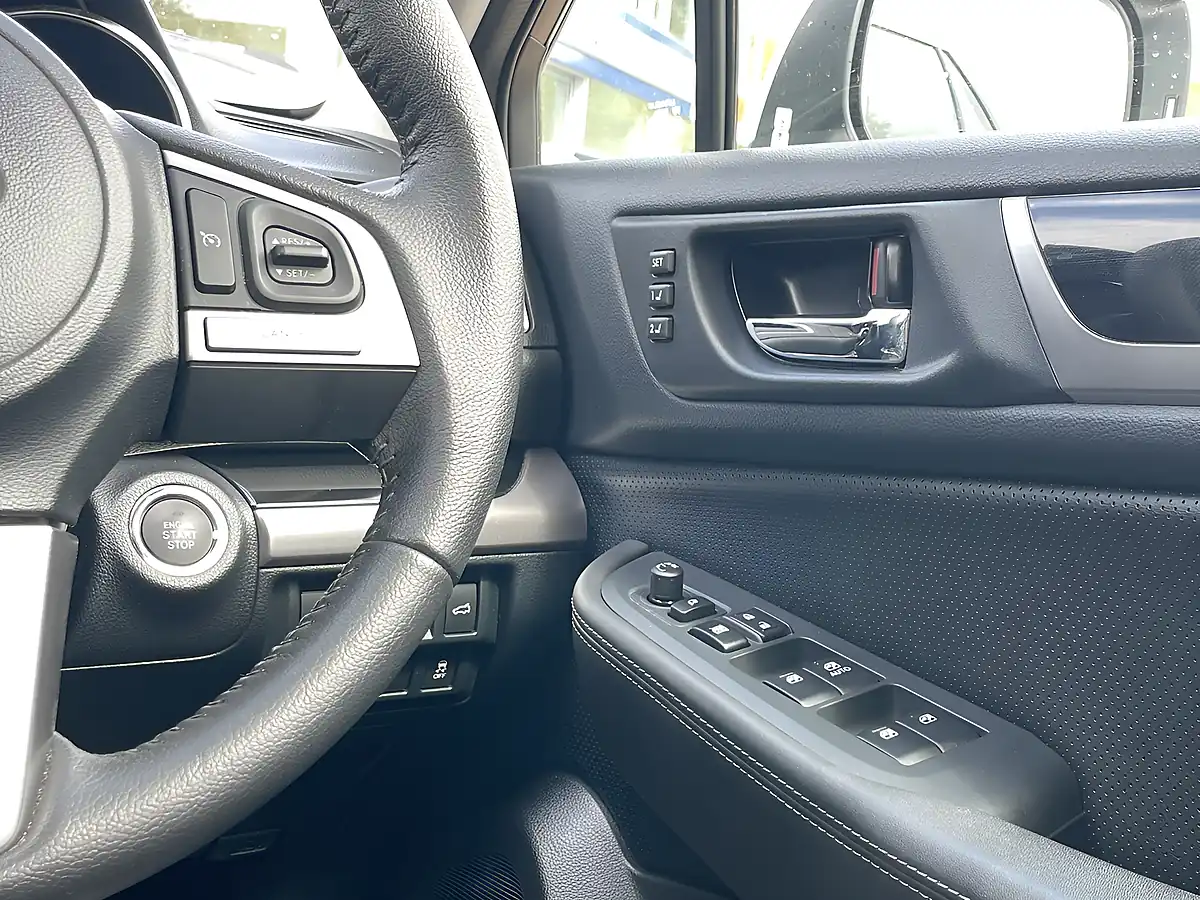 Used 2016 Subaru Outback Se Premium White - Interior and Exterior details 16