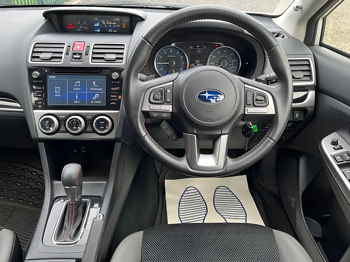 Used 2016 Subaru Xv I Se White - Interior and Exterior details 18