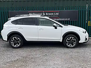 Used 2016 Subaru Xv I Se White - Interior and Exterior details 6