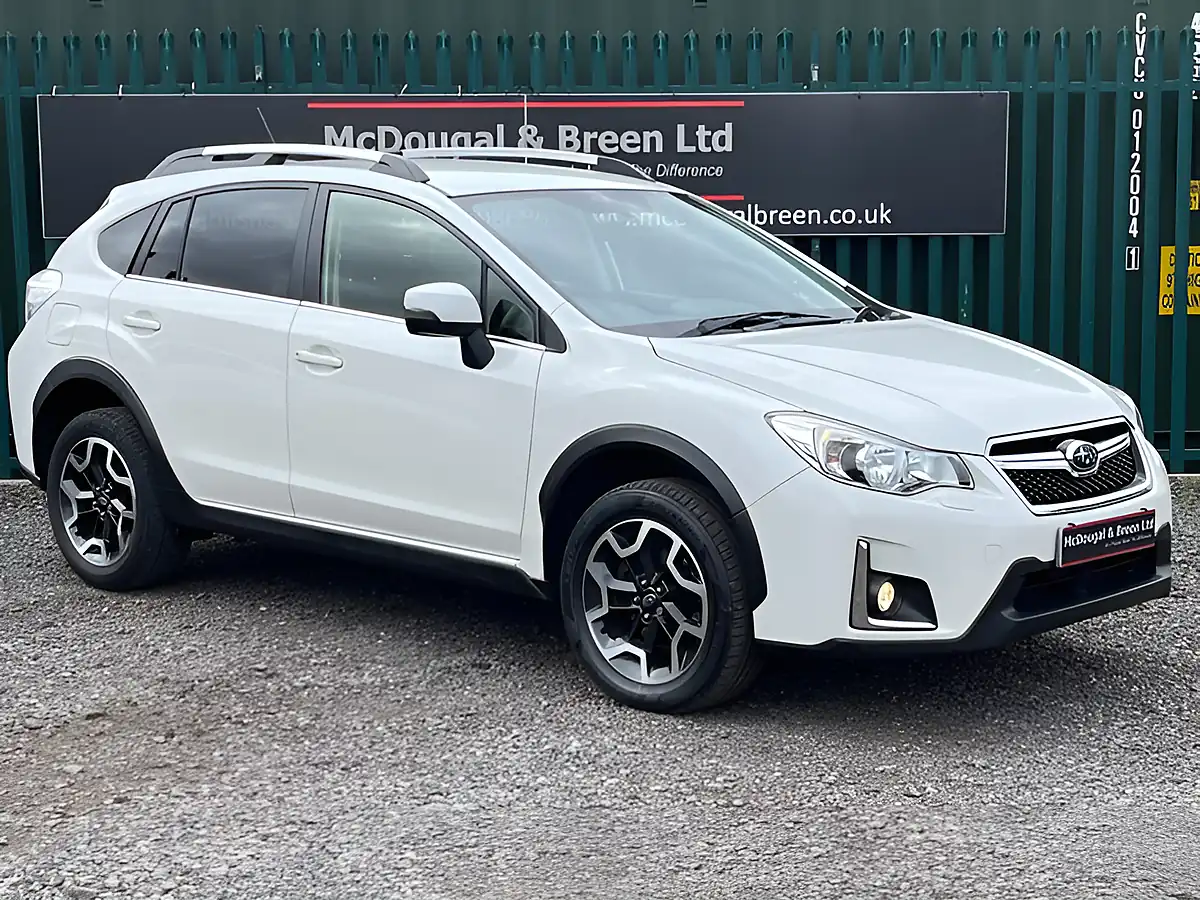 Used 2016 Subaru Xv I Se White - Interior and Exterior details 7